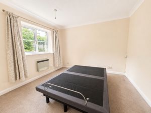 Bedroom- click for photo gallery